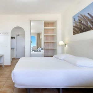 Estudio Clásico con Cama King
